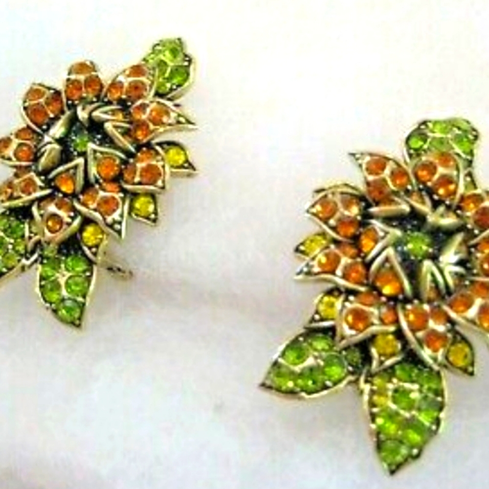 NWOT Heidi Daus Late Bloomer AutumnSunflower OmegaPierced Earrings Set Swarovski
